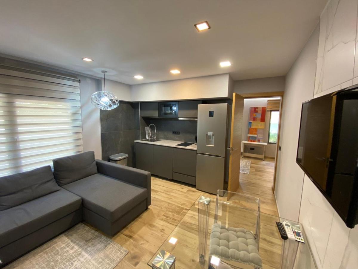 Tomas apartamentos Sagaro Sant Feliu de Guixols Bagian luar foto
