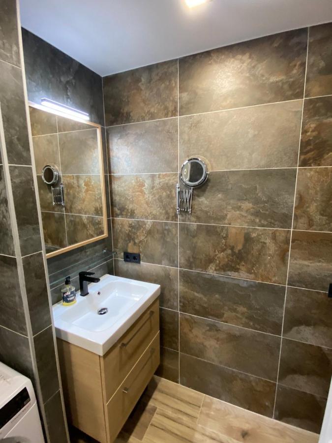 Tomas apartamentos Sagaro Sant Feliu de Guixols Bagian luar foto